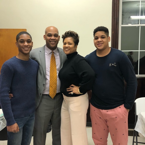 J crew men’s blue sweater in size small - Picture 5 of 5